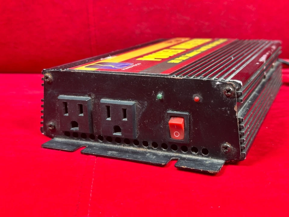 POWER-TO-GO Power Inverter PC500 500 Watt Continuous 800 Watt Peak DC TO AC - Image 2 of 4