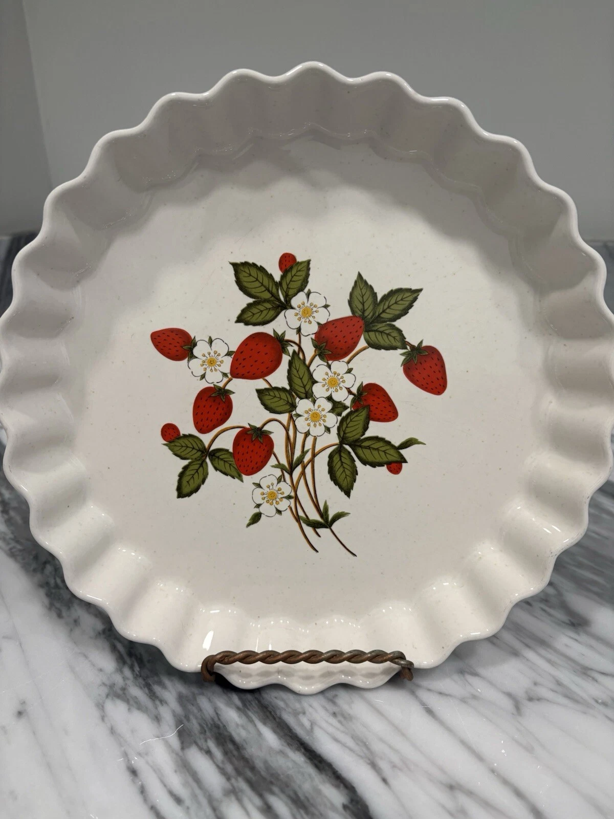 Vintage 1980 Sheffield Strawberries N Cream Stoneware 10” Pie/Tart/Quiche Pan