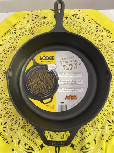 Cracker Barrel Homestyle Skillet 10.25” Lodge Cast Iron Wildlife Series FCF - Picture 4 of 5