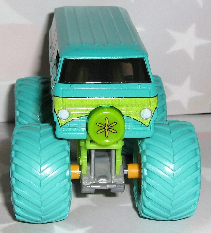 1/64 HOLLYWOOD / MONSTER JAM / CARTOON NETWORK SCOOBY DOO / LA MÁQUINA MISTERIOSA Foto 4 de 4