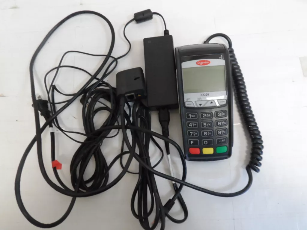 Ingenico ICT220 Credit Card Terminal with Chip Reader **AS IS (8352-1 C1F) Ingenico ICT220 Credit Card Terminal with Chip Reader **AS IS (8352-1 C1F)