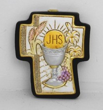 Wood  resin cross wall hanging/Gift,1st communion, christening favor/Home decor