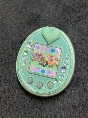 Bandai Tamagotchi Green P's PERFECT CONDITION( Eng Patch & Deco Free)