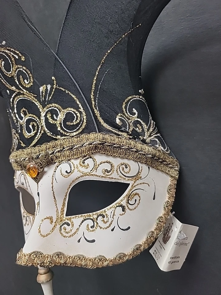 La Maschera Del Galeone Hand Painted Venetian Feathered Mask Made in Italy 56 - Image 4 of 4