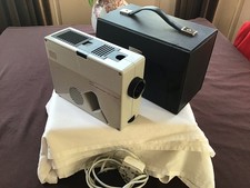 Kodak Pocket Retinamat 210 Projector - Instamatic Slide Film with Case