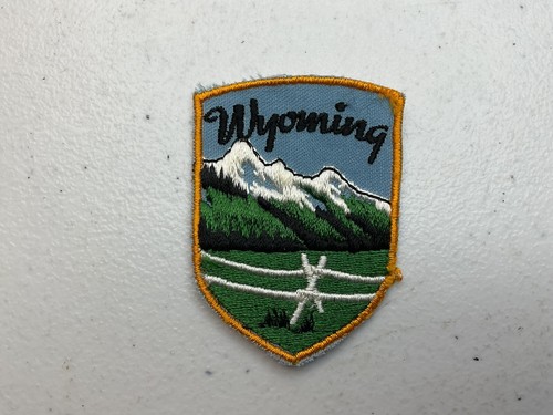 Wyoming USA Patch Cloth Badge Collectable Travel Souvenir