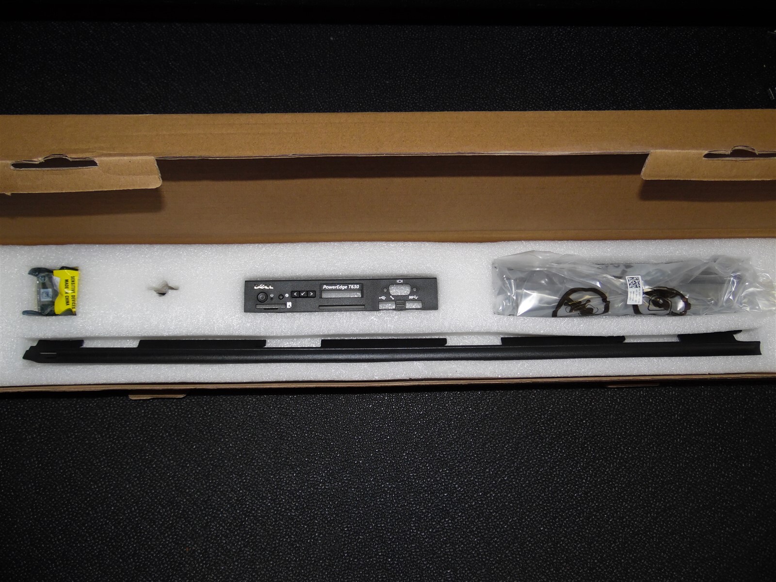 Server Rack Conversion Kit DELL EMC POWEREDGE SERVER T630 CHASSIS TOWER TO RACK CONVERSION KIT ...