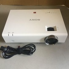 SONY VPL-EW275 720p HD LCD PROJECTOR, 3700 LUMENS  ONLY 80 ORIGINAL HOURS 