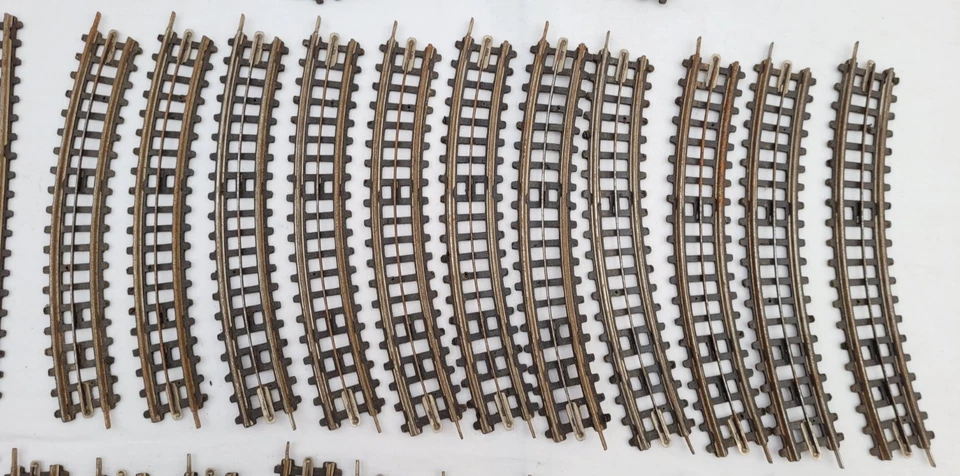 Vintage Trix Twin 3 Rail OO Gauge Fibre Based Mixed Model Railways Track - Image 4 of 4