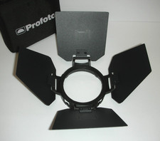 - Profoto OCF Barndoor Light Modifier with Adjustable Barn Doors and Case -