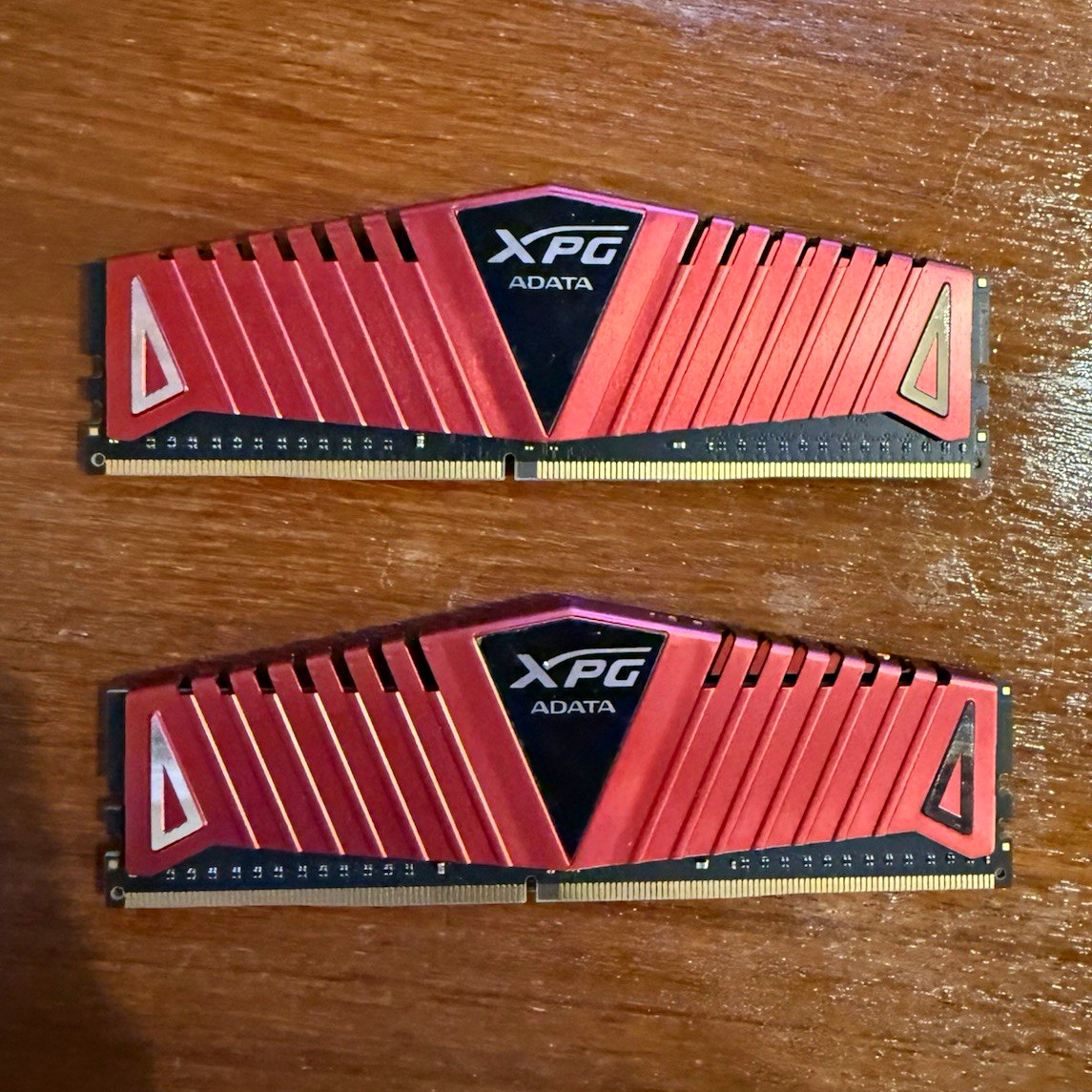 XPG 16GB (2x8GB) DDR4-3000 DIMM 288-Pin Non-ECC Unbuffered AX4U300038G16-DRZ