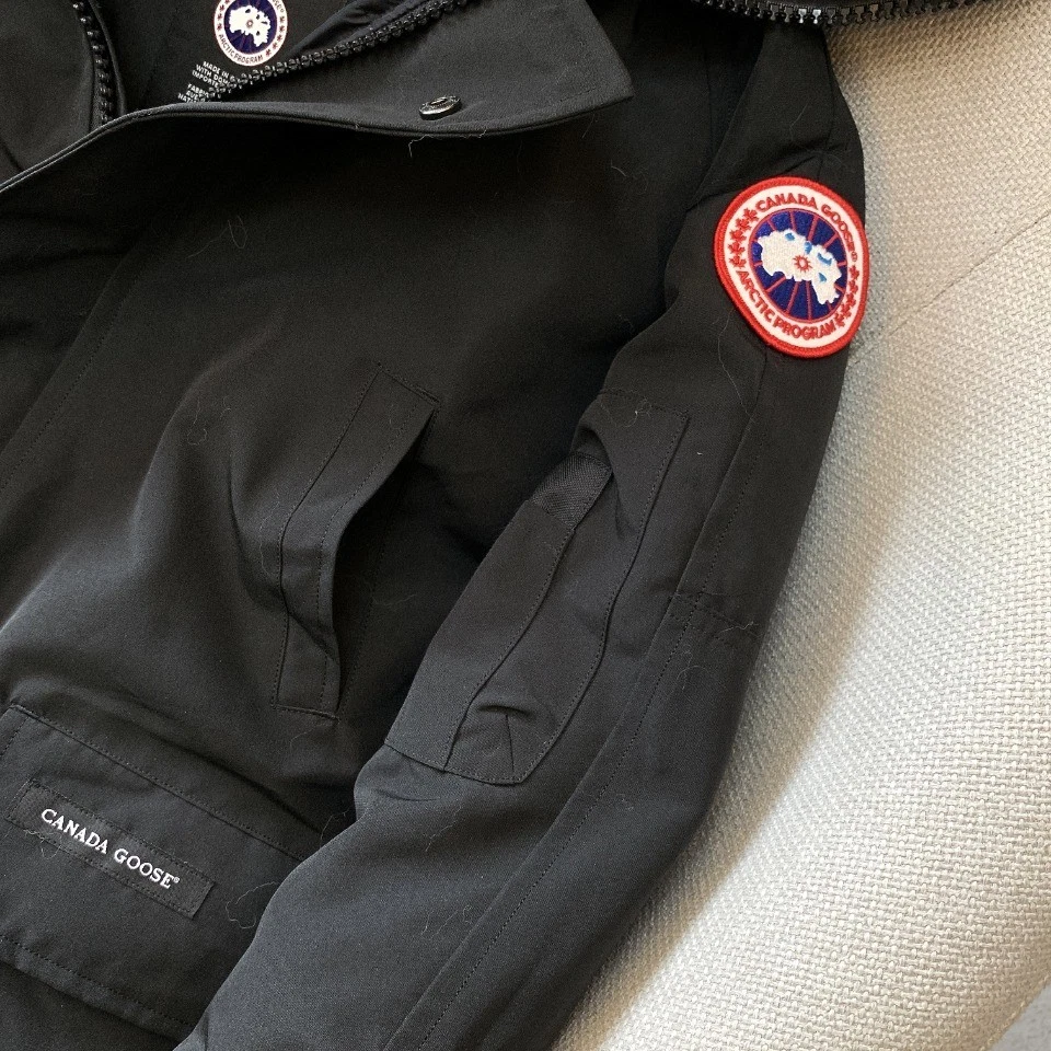 Canada Goose Chilliwack Bomber Jacket 01 Black Free transportation - Image 4 of 4