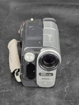 Sony Handycam Hi-8 CCD-TRV138 Turns On *READ*