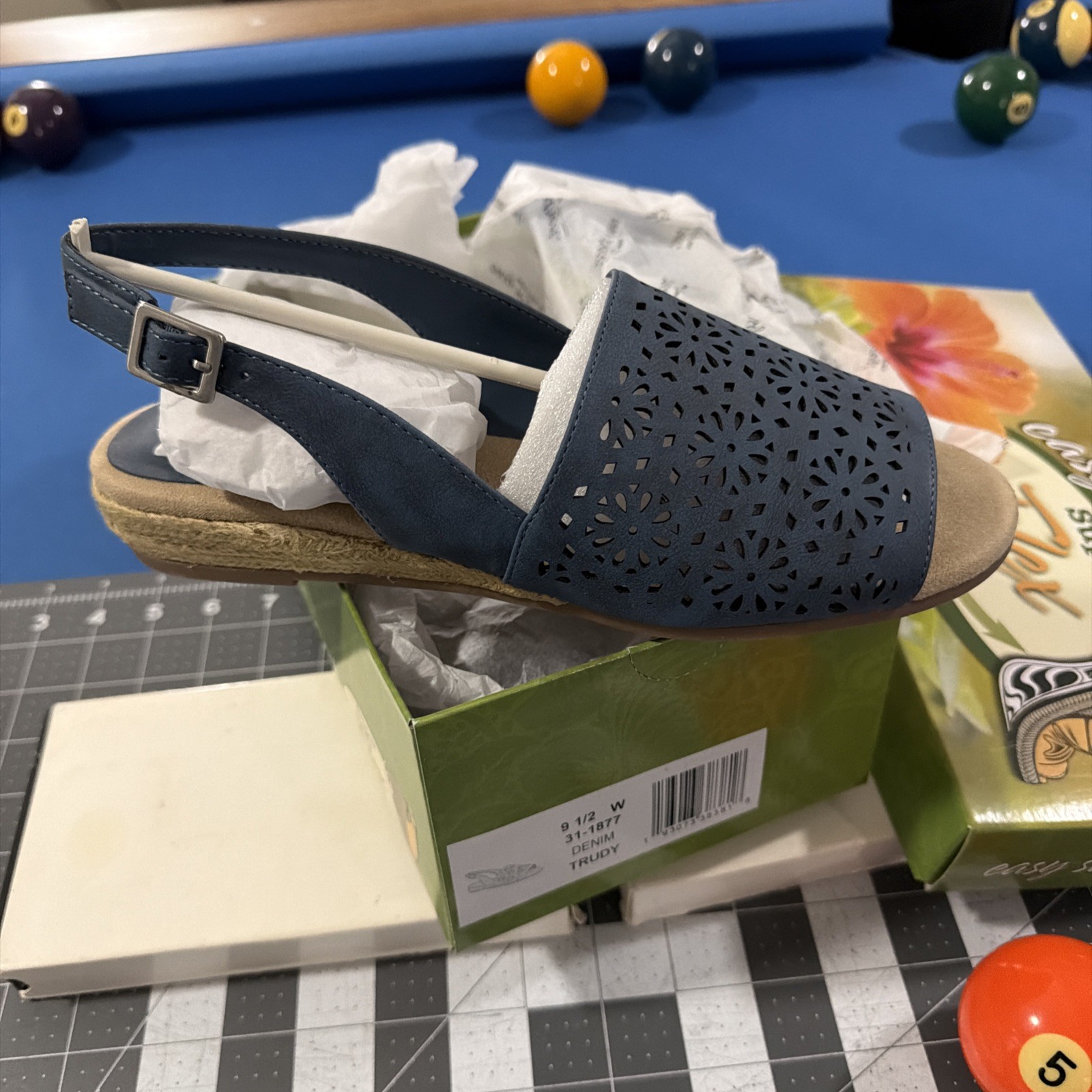 Easy Street Sandals Women’s 9.5 Wide Denim Blue Trudy Espadrille Flex Zone - New
