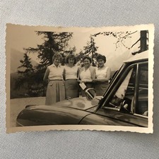 Vintage Photo Photograph Snapshot Women with Car Automobile Germany  AL22SM2