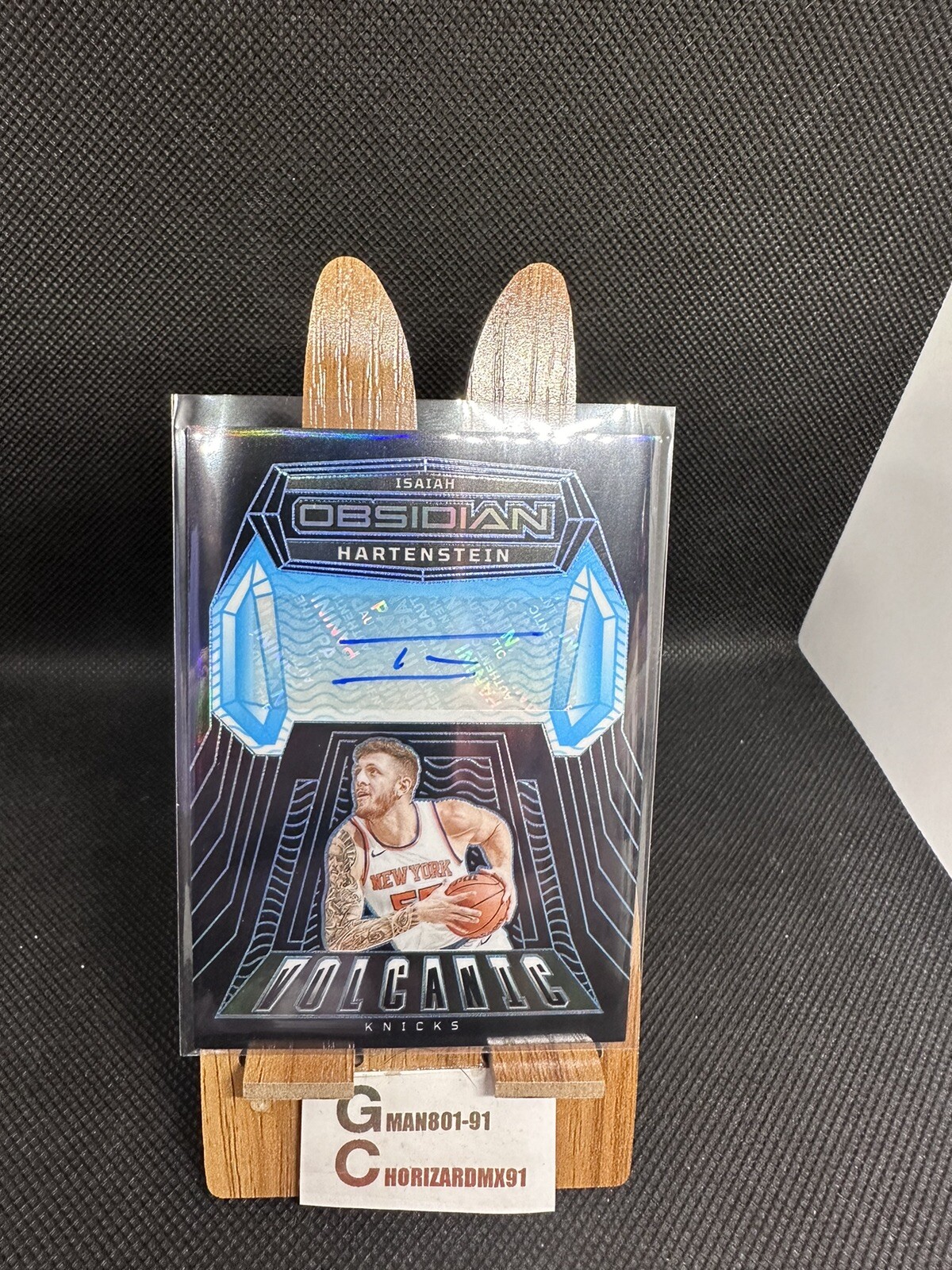 2023-24 Panini Obsidian Isaiah Hartenstein Volcanic Auto /30