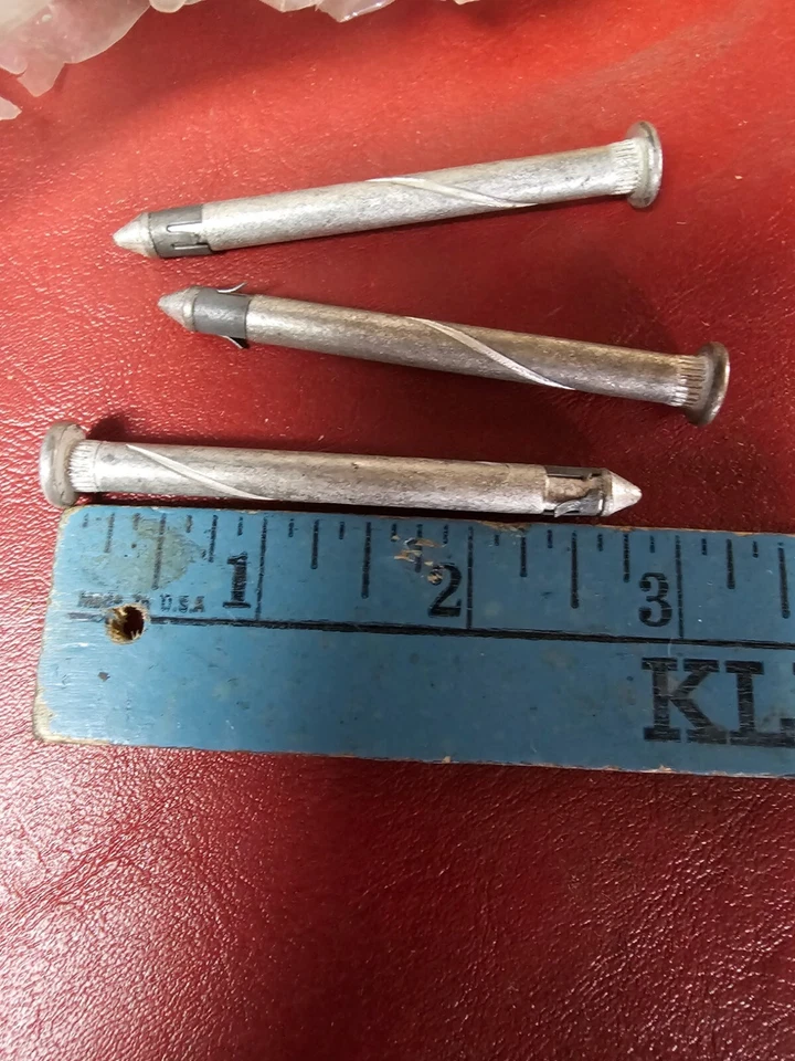 Новый из старых запасов 1984-89 Dodge 600 Aries задняя дверь петля штифт Mopar 6501299 Chr LeBaron T&C - Изображение 4 из 4