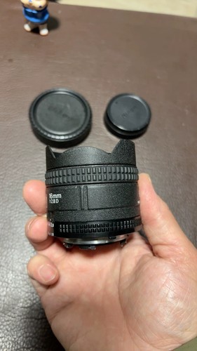Nikon Nikkor 16mm f2.8 D AF Fisheye Lens for Nikon F - Picture 4 of 8