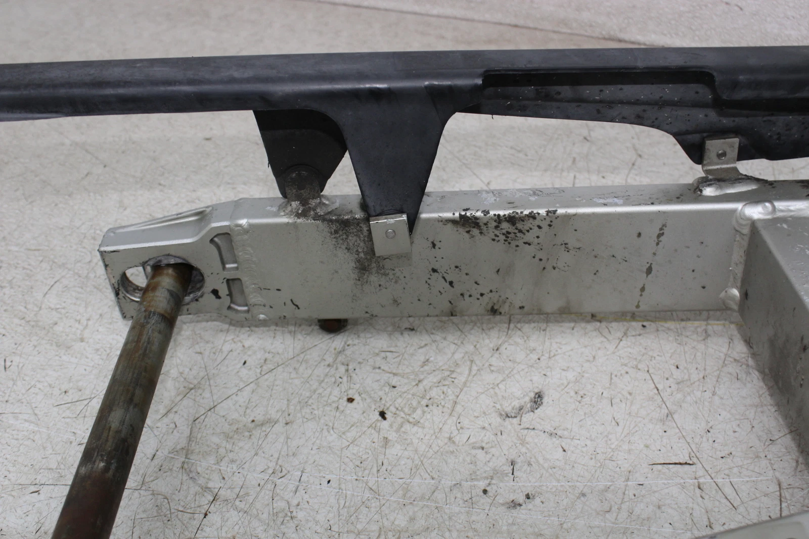 00-01 KAWASAKI NINJA ZX9R ZX9 REAR SWINGARM BACK SUSPENSION SWING ARM