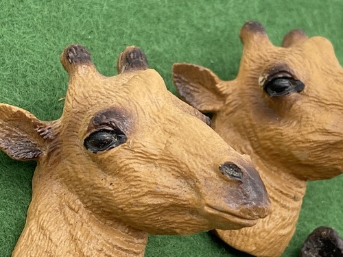 Vintage Unusual Rubber Animal Head Could be Bottle Stopper Giraffe - Picture 3 of 14