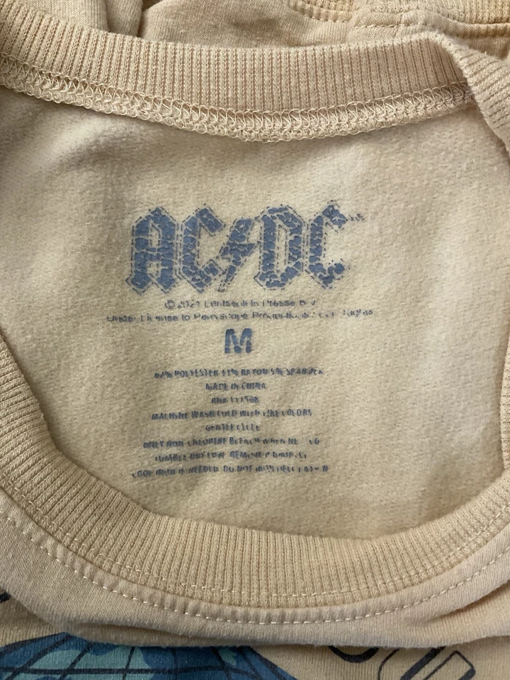 Sudadera AC/DC Pullover Amarillo Manga Larga 1979 Gira Mundial Talla Mediana Foto 3 de 3