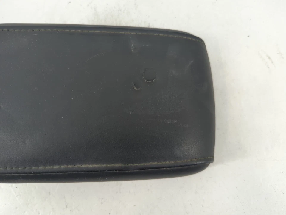 2004 Lexus Is300 Center Console Armrest Cover Lid Black YCSUC - Image 3 of 4
