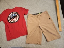 Quicksilver Red Short Sleeve Logo T-shirt Medium and Khaki Shorts Size 27 Set