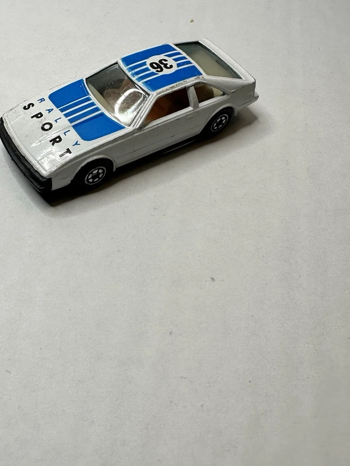 Yatming Road Tough Toyota Celica Supra "Supper Celica" marcado 1/64 de colección difícil de encontrar Foto 2 de 4