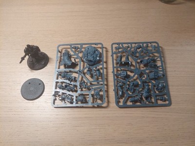 Warhammer 40k - Space Marines - Terminatoren - 2 x Captain + 2 Standard