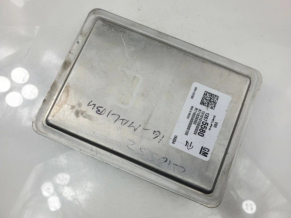 2016 Chevrolet Malibu Engine Computer ECM ECU Control Module 12675580 OEM - Image 2 of 4