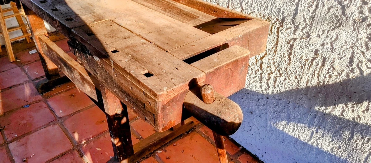 Carpenters workbench deals
