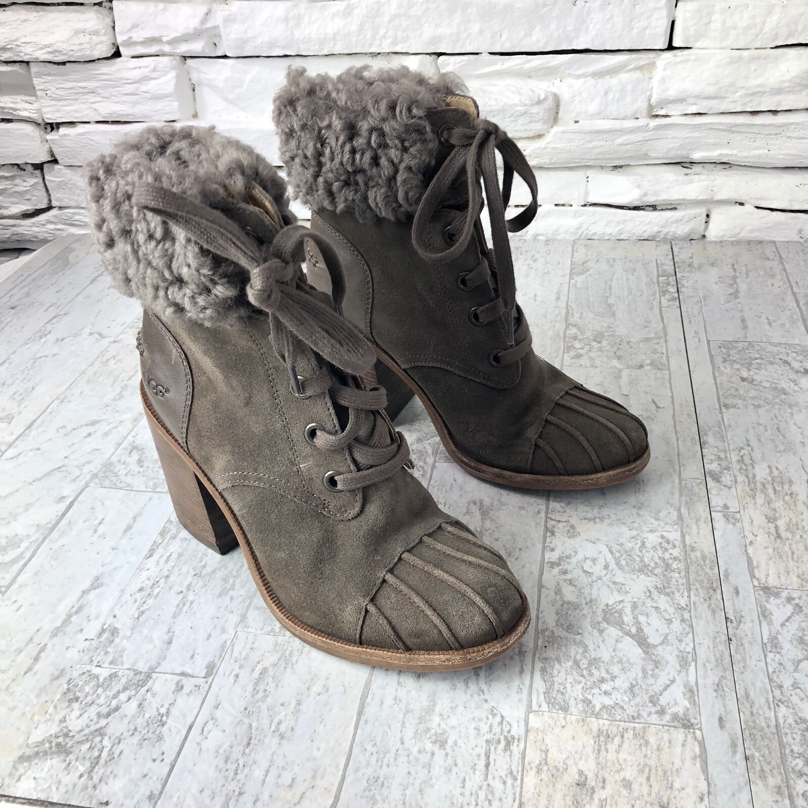 ugg womens jaxon boot