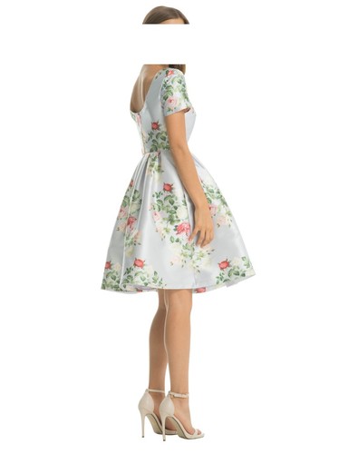 Designer Kleid Chi Chi London Erika Größe 40/42 UK 14 NEU - Bild 2 von 3