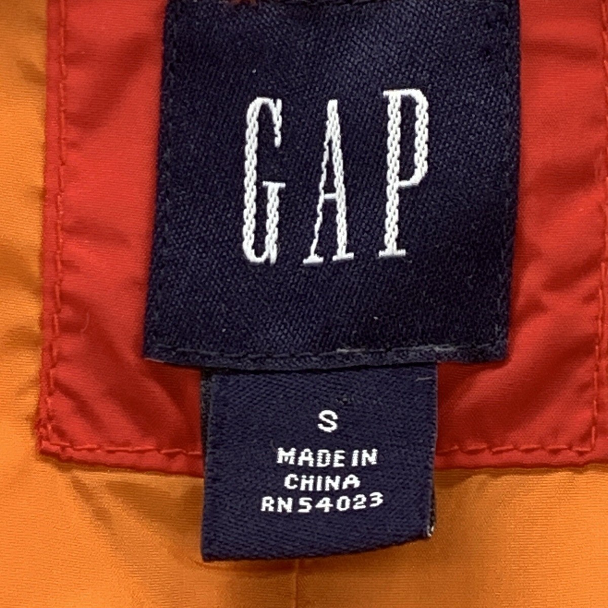 ジャケット・アウター 90s 00s old gap tech gimmick down vest Vintage 90s GAP Down Puffer Vest Sleeveless Jacket Women's S