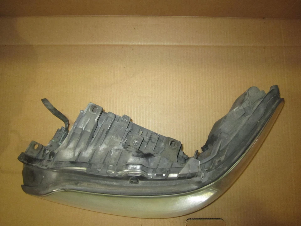 LINCOLN TOWN CAR 03 04  2003 2004  HEADLIGHT DRIVER LH LEFT OEM VISTEON - Image 4 of 4