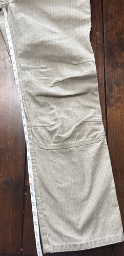 Kuhl Pants Mens 32x30 Crag Series Beige Cotton Outdoor Workwear Climbing Hiking - Picture 3 of 11