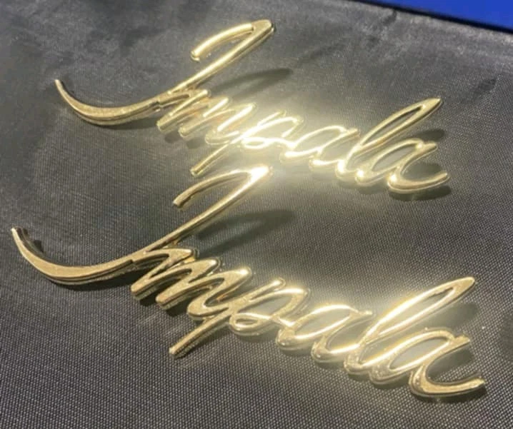 Chevrolet Impala 1971 1972 1973 emblema de escritura par dorado Donk Foto 2 de 4