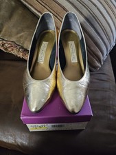 VTG 1960's "Naturalizer" Gold Metallic Classic Pumps Sz 8B Medium Width 