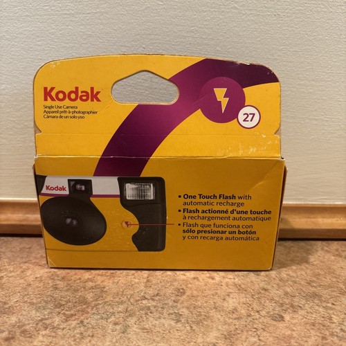 Kodak Single Use Film Camera 27 Exposures W/Powerflash Brand New Sealed Expired - Picture 2 of 4