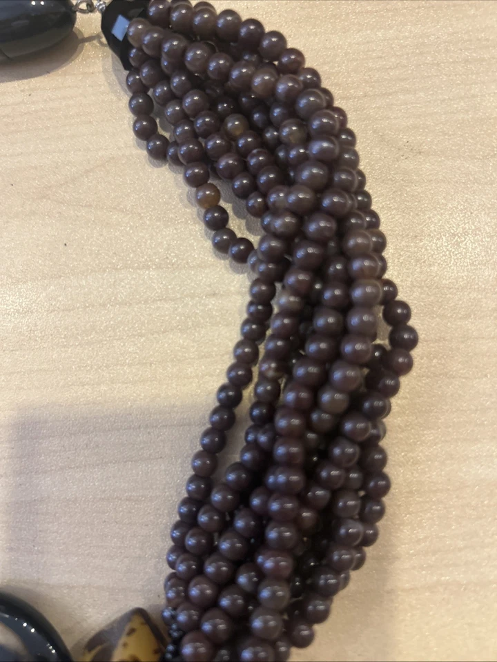 Ожерелье из коричневых бусин FIOCCHI Italy Angela Caputi 18 дюймов с центральным медальоном  - Изображение 4 из 4