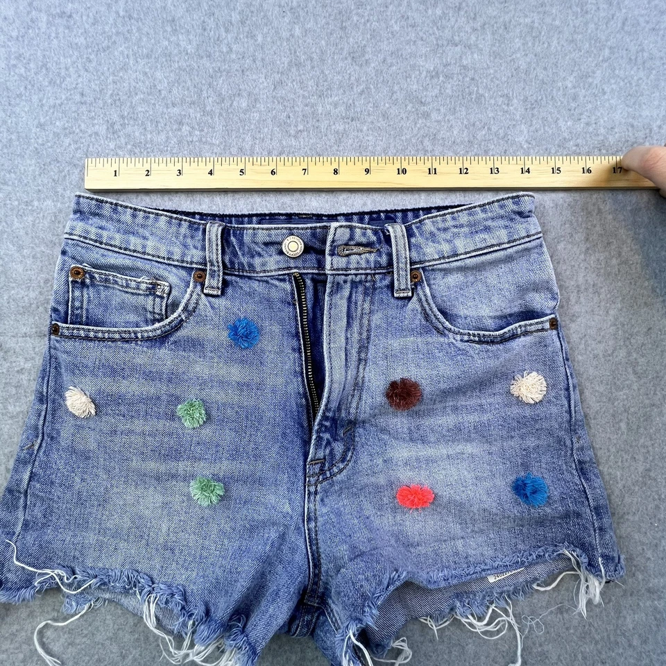 Lucky Brand Shorts Women’s Size 4/27 Blue Denim Floral Embroidery Raw Hem Ladies - Image 2 of 4