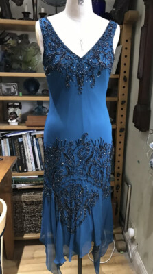 GRÖSSE 12 SMARAGDGRÜN GRAPHIT PERLEN DÄMMERUNG KLEID ZICK ZACK SAUM CHIFFON 100 % SEIDE