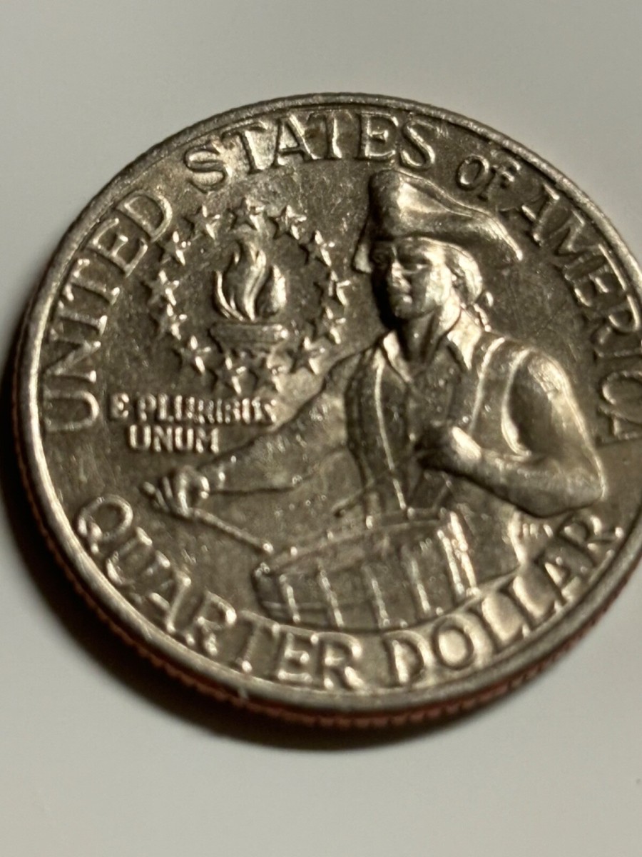 Rare) (errors) bicentennial quarter. Filled D, wide spacing