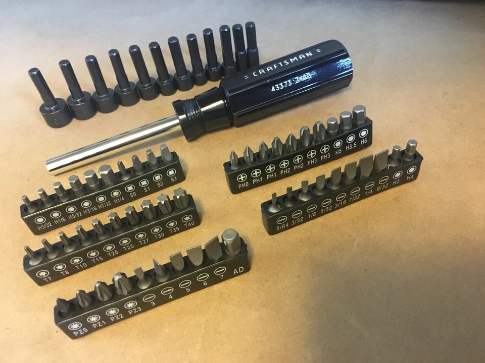 CRAFTSMAN MAGNETIC HANDLE 1/4 IN 43373 NUT DRIVER Bit Set 63 PC Star Square+-Hex - Image 3 of 4