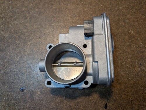 2007-2018  Dodge Chrysler Jeep 2.4l Throttle Body 4891735AD  Used - like new