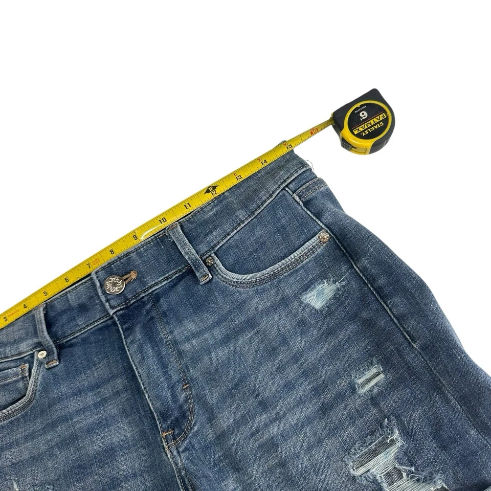 Pantalones cortos de mezclilla White House Black Market tiro medio 5” todos los días suaves desgastados talla 4 Foto 3 de 4