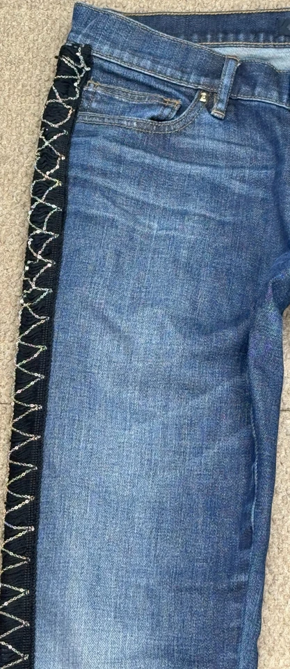 Pantalones de mezclilla Juicy Couture para mujer con cadena lateral de encaje 5 bolsillos talla 26 (real 29x28,5) Foto 3 de 4