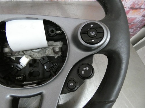 Mercedes-Benz W453 Smart Lenkrad A4534604100 - Picture 5 of 5