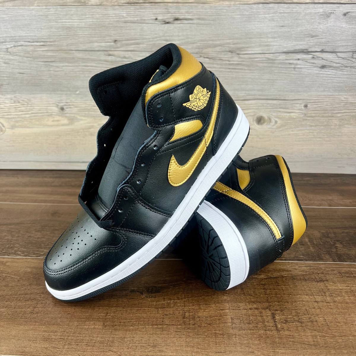 NIKE Air Jordan 1 ベージュ/ブラック Nike Air Jordan 1 Mid SE GS AJ1 Black Metallic Silver Kids