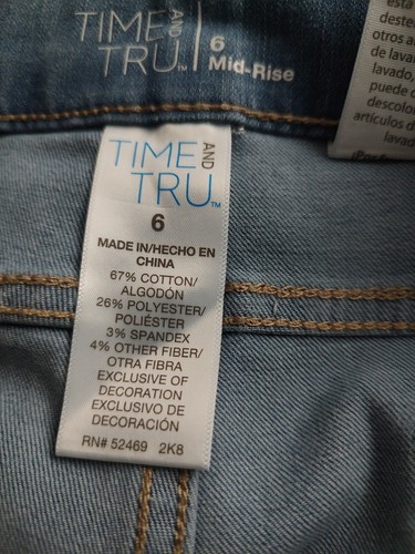 Time and Tru shorts Women Size 6 Casual Mid Rise Color Blue Denim New Summer - Picture 3 of 3